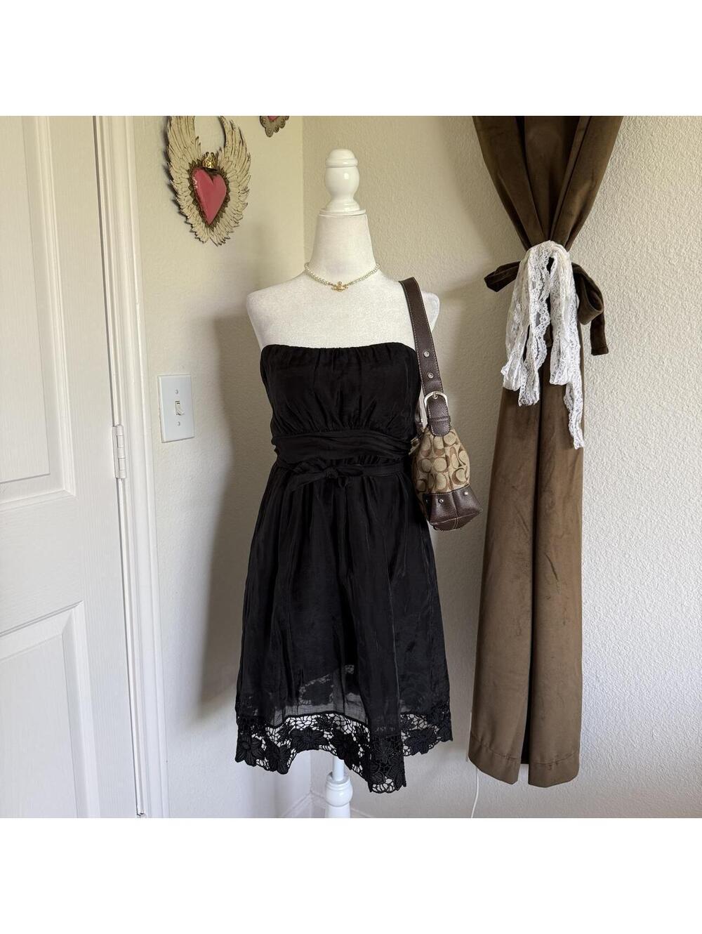 Y2K 2000s Forever 21 Romantic Strapless Coquette Dress with Tie Detail